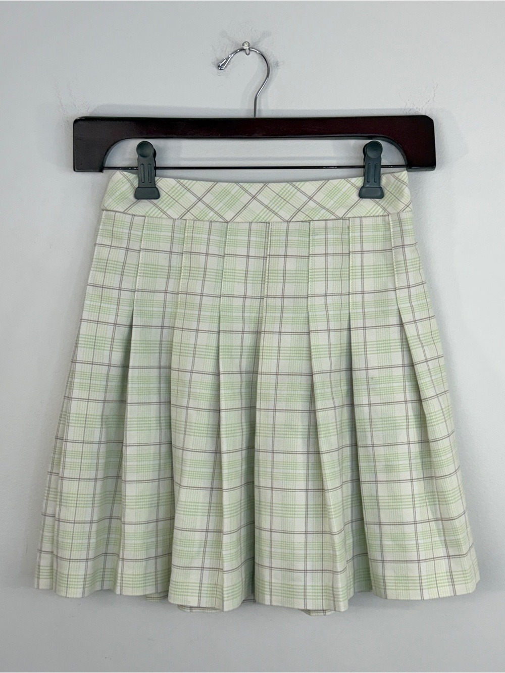 Aritzia Sunday Best OLIVE micro mini pleated skirt mint green ecru taupe 00 - Picture 5 of 14